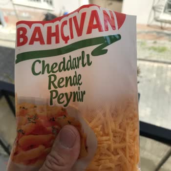 Migros'tan Aldığım Bahçıvan Cheddar Peynirinde Küf Sorunu