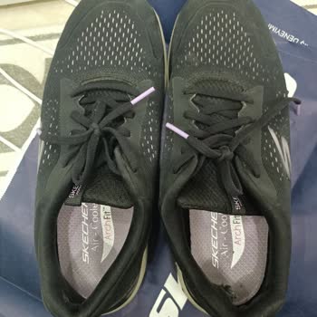 Skechers Ayakkabıda Hayal Kırıklığı: Yüksek Fiyat, Düşük Kalite!