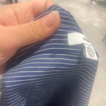 Bayram Günü Hayal Kırıklığı: Mavi Gömlek Sorunu