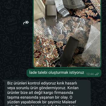 Kırık Ve Kullanılmış Parfümlerle Hayal Kırıklığı