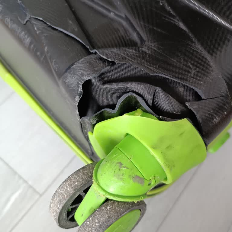 Rötar Ve Hasarlı Valizle Sonuçlanan Seyahat Kabusu