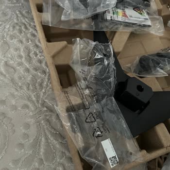 Hasarlı Monitörler Ve Sorunlu Teslimat Deneyimi