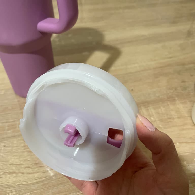 Stanley термос: крышка сломалась, нужна помощь