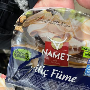 BİM Şubesinde Küflü Ürün Skandalı