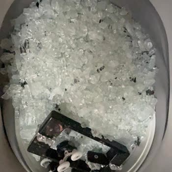 Duşakabin Kapısı Patladı Ve Zarar Gördüm