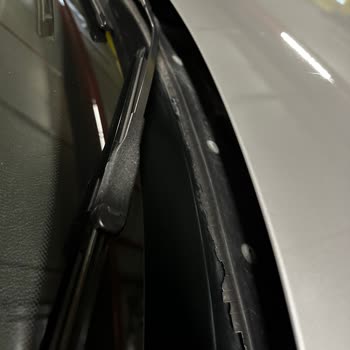 BMW'nin Kronik Cam Fitili Sorunu