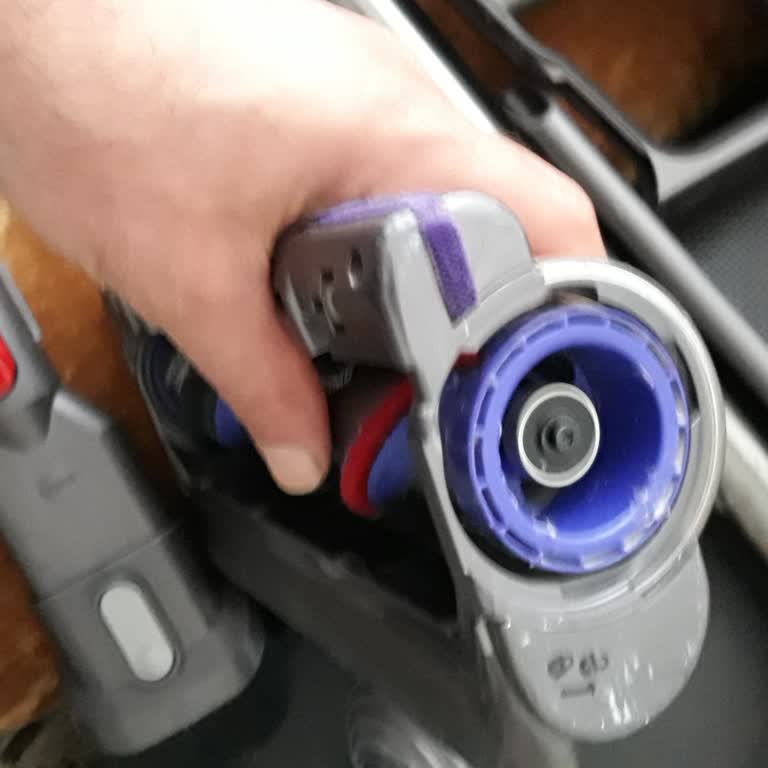 Dyson V15 Halı Başlığı Sorunu
