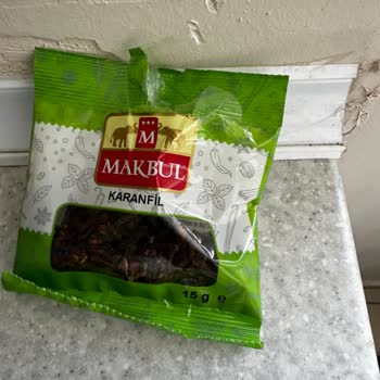 Üründen Çıkan Saçla Şaşkınlık