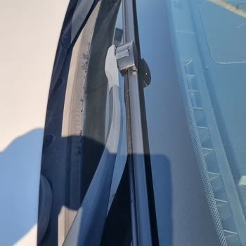 BMW Kalitesine Yakışmayan Ön Cam Sorunu