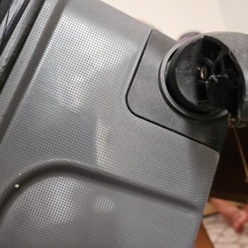 BİM'den Aldığım Valiz Yolculuğumuzu Mahvetti