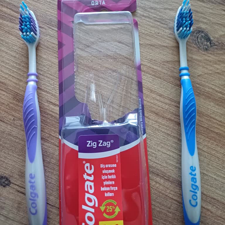 Colgate Diş Fırçası Diş Etlerimi Kanattı!