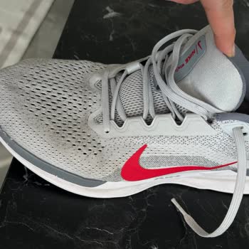 Nike Ayakkabıda Metal Çıkması Ve İlgisizlik
