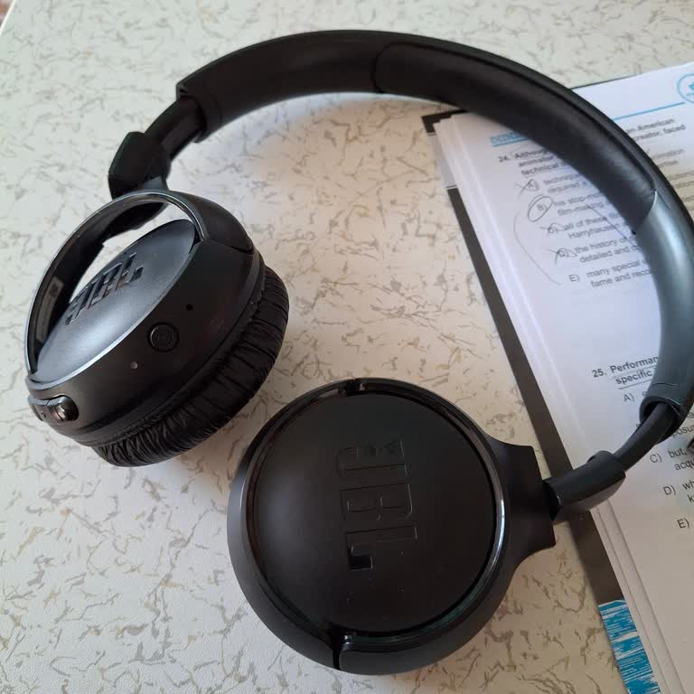 JBL Kulaklık Kendi Kendine Kapanıyor Ve Şarj Sorunu