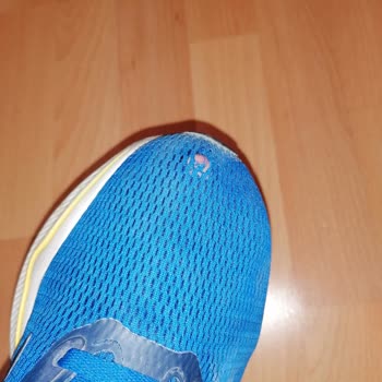 Hepsiburada'dan Aldığım Adidas Ayakkabı Hızla Parçalandı