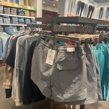 Yanlış Etiket Fiyatıyla Mağduriyet Ve Kaba Davranış