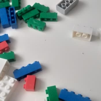 Lego Seti Hayal Kırıklığı: Tutan Parçalar Ve Hatalı Ürün