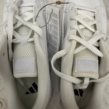 Sporthink Mağaza Hatası: Giyilmiş Ayakkabı Ve Yetersiz Müşteri Hizmeti