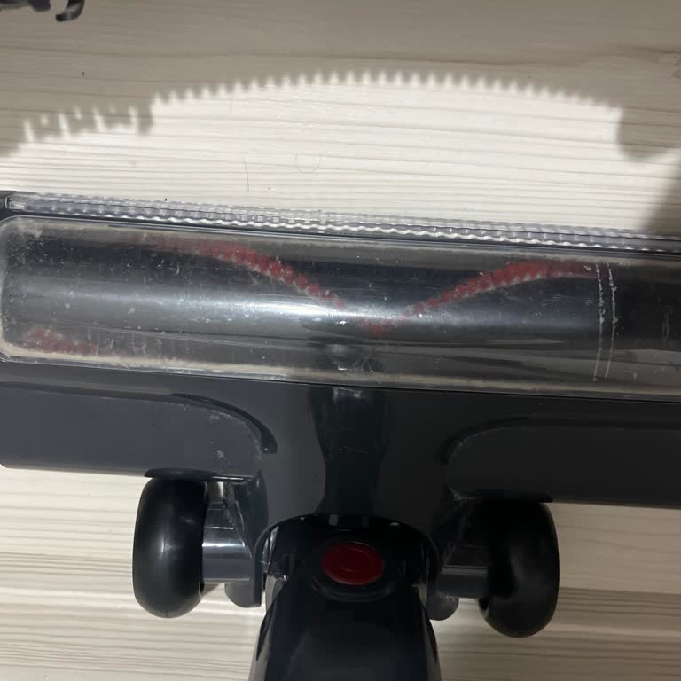 Tefal Dikey Süpürge Başlık Dönmeme Sorunu