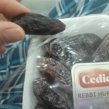 Onur Market'ten Aldığım Hurmanın İçinden Kıl Çıktı