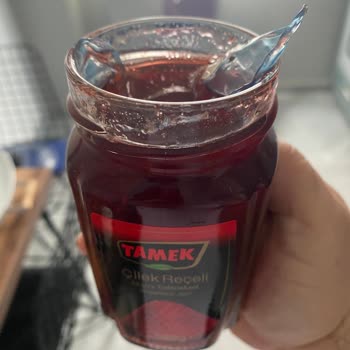 Tamek Çilek Reçelinde Beklenmeyen Sürpriz
