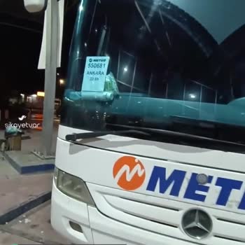 Metro Turizm Otobüs Bozuldu Üç Saattir Merzifon'dayız!