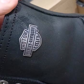 Bambi Mağazasında Kusurlu Ürün Ve Yetersiz Müşteri Hizmeti Deneyimi