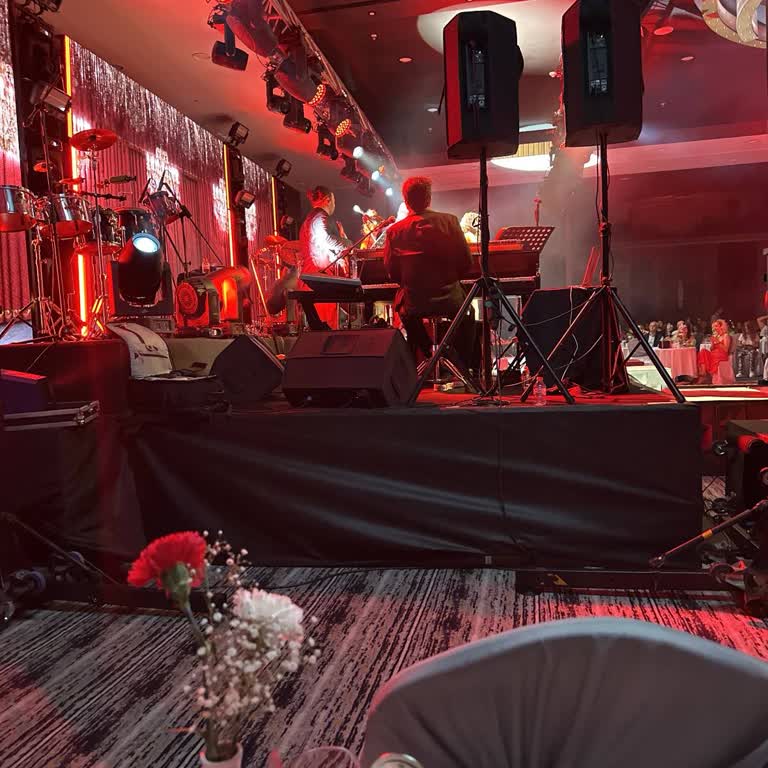 Görünmez Konser: Sahneyi Göremediğimiz Anlar