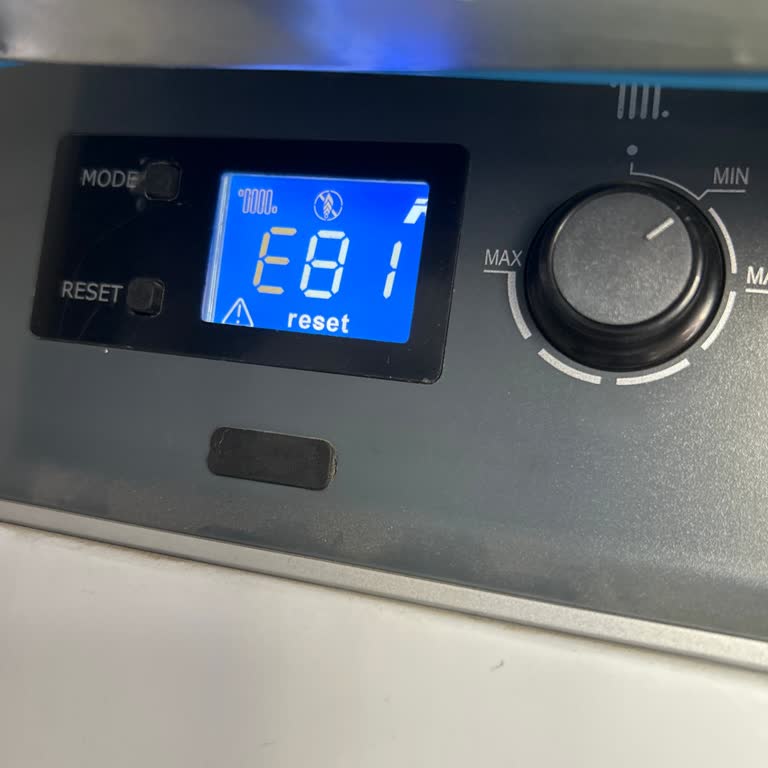 Warmhaus Kombi İle Yıllardır Bitmeyen E81 Sorunu