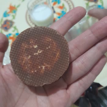 Luppo Kekin Dış Katmanında Çikolata Eksikliği