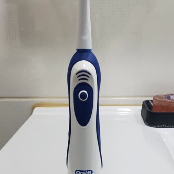 Oral - B Pilli Diş Fırçası Kabusu