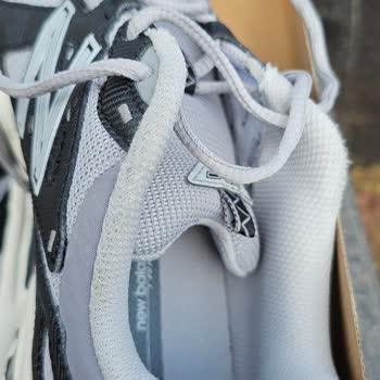 New Balance Shoes Quick Deformation