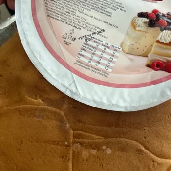 Küflü Pasta Şoku: Sağlık Ve Güvenilirlik Tehlikede