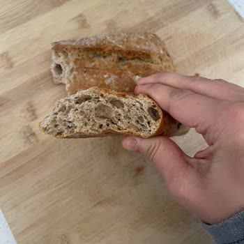 Bayat Ekmek Şikayeti: Migros Sanal Market'ten Hayal Kırıklığı