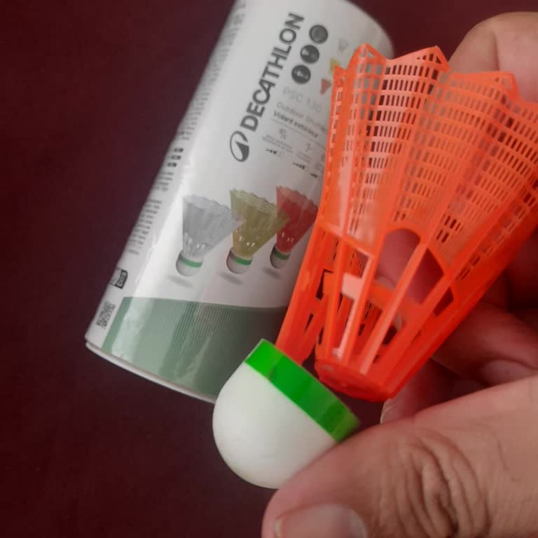 Decathlon Dayanıksız Badminton Topu Hayal Kırıklığı