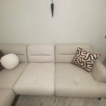 İstikbal Sivas Bayisi'nde Teşhir Ürün Sorunu Ve Renk Uyumsuzluğu