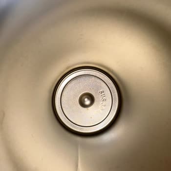 Hızla Paslanan Karaca Termos İçin Ücret İadesi Talebi