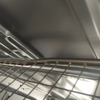 2025 Model Opel Vivaro: Tavan Döşemesi Eksikliği Ve Yolculuk Konforu Sorunları