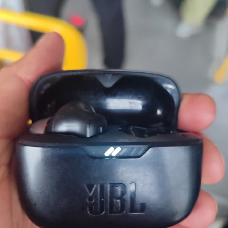 JBL Tune 230NC Kulaklıklarımın Şarjı Hızla Tükeniyor