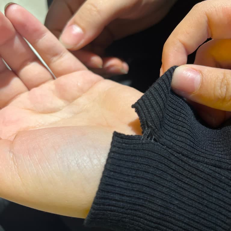 Defolu Ürün Ve Kaba Çalışan Tavrı