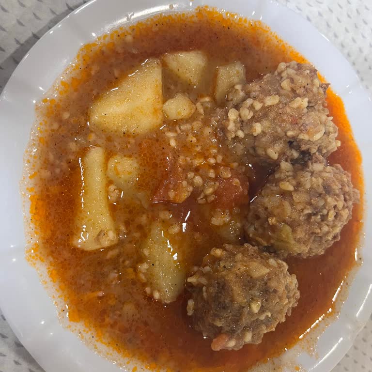 Yemek Kalitesi Ve Çeşitliliği Sorunu