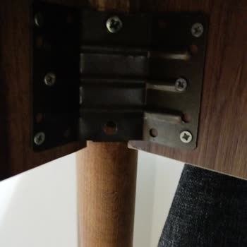 Koçtaş'tan Aldığımız Yemek Masası Ve Sandalyeler Hayal Kırıklığı Yarattı