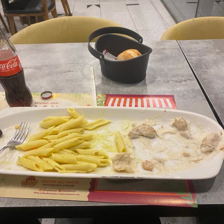 Pendik Sahil Şubesinde Korkunç Yemek Deneyimi