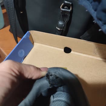 Skechers Botlarda Kalitesiz Malzeme Sorunu