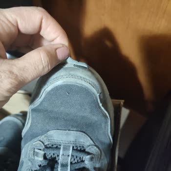 Skechers Botlarda Kalitesiz Malzeme Sorunu