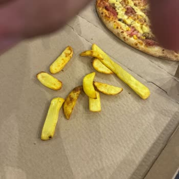 Patates Ekstra Ücretiyle Gelen Hayal Kırıklığı