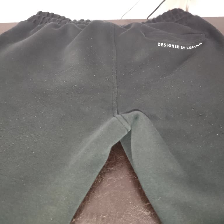 Lufian Eşofman Altlarında Tüylenme Sorunu