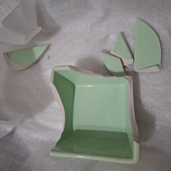 Karaca Züccaciye Kırık Kahvaltı Takımı Parçası Ve İletişim Eksikliği