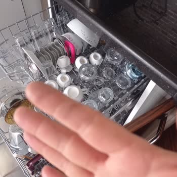 Emsan Hamur Yoğurma Makinesi: Beklenmedik Malzeme Sorunu Ve Hayal Kırıklığı