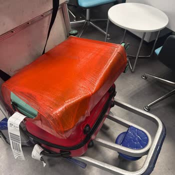 Emirates Damaged My Luggage on Flight EK121 — I Want Compensation for the Visible Damage