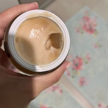 Estee Lauder Revitalizing Supreme Youth Plus Refill Farbe und Duft verändert